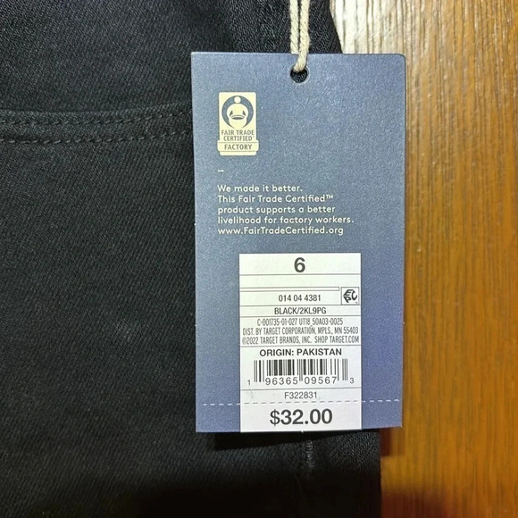 Universal Thread Black Vintage Stretch Ankle Bootcut Size 6 NWT - Picture 4 of 8
